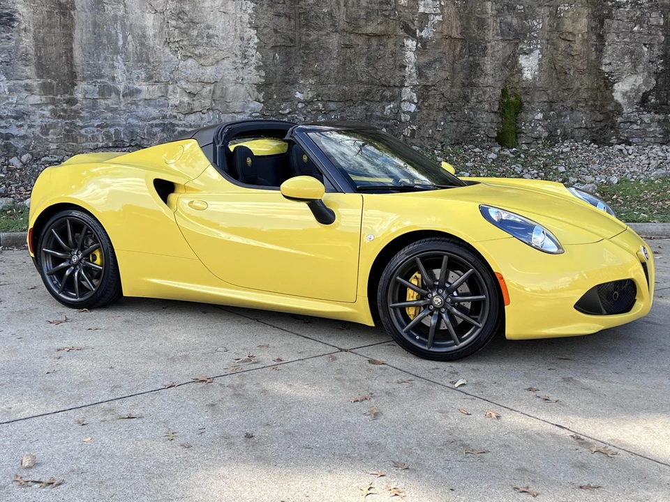 2016 Alfa Romeo 4C Spider - Image 21 of 31
