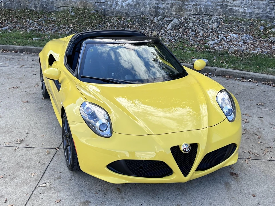 2016 Alfa Romeo 4C Spider - Image 17 of 31
