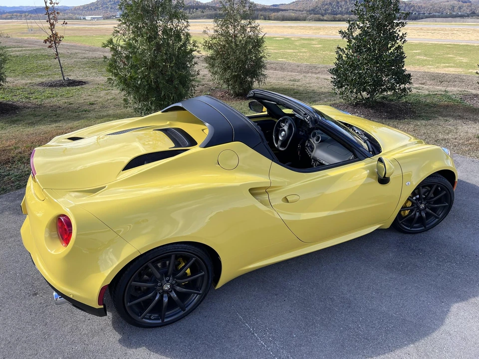2016 Alfa Romeo 4C Spider - Image 30 of 31
