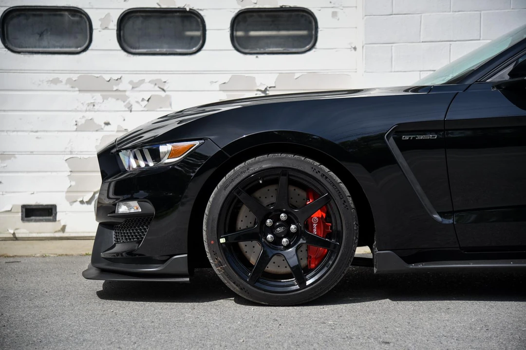 2016 Ford S550 Shelby Mustang GT350R - Image 4 of 31
