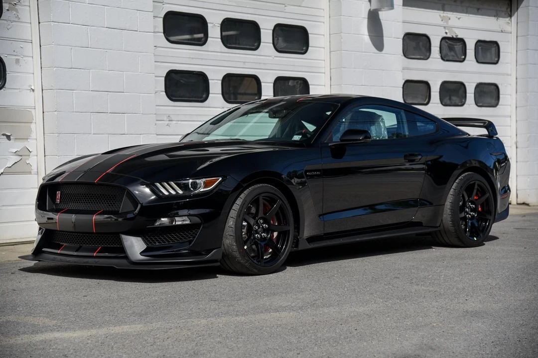 2016 Ford S550 Shelby Mustang GT350R - Image 2 of 31