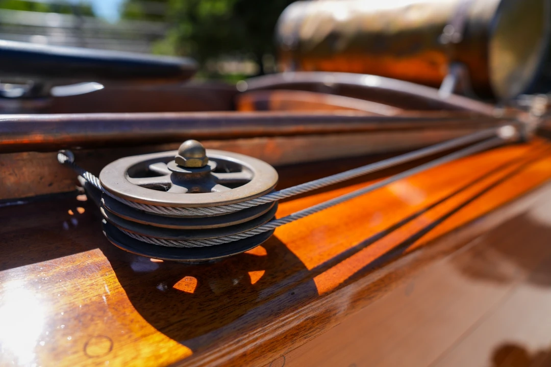 Chris-Craft - Image 14 of 31
