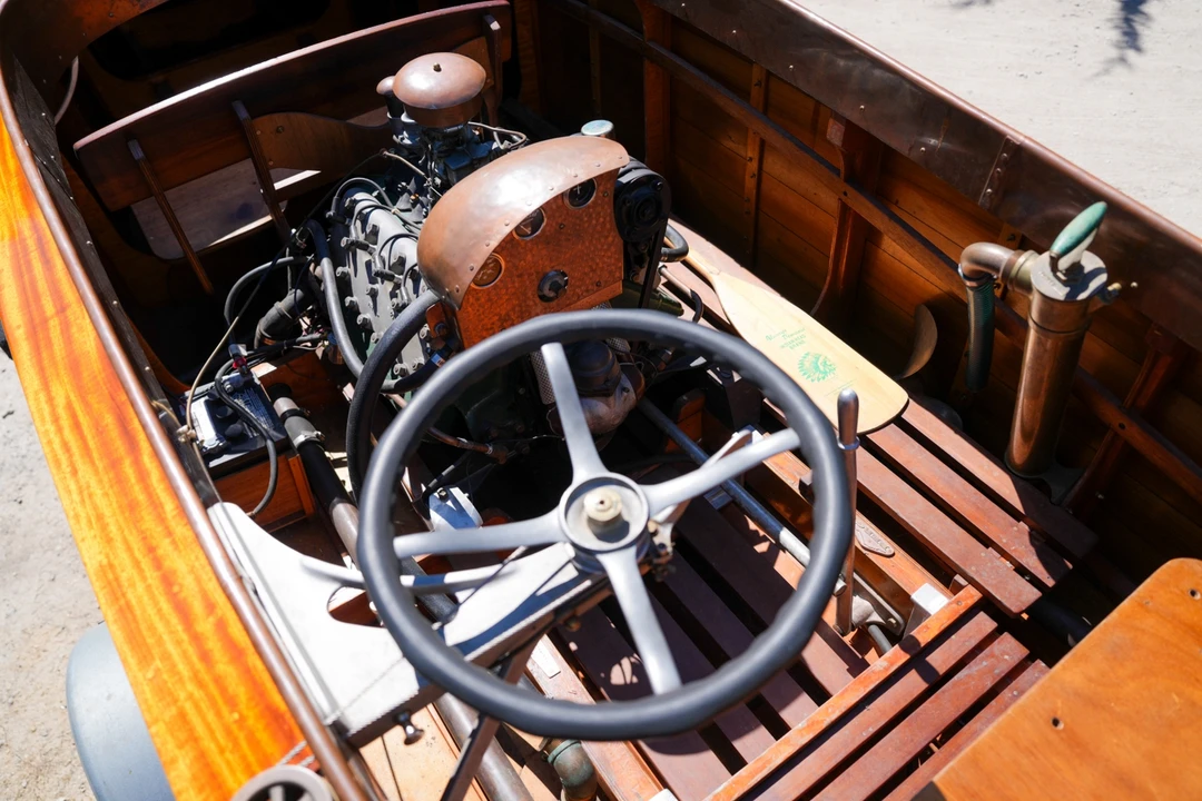 Chris-Craft - Image 22 of 31