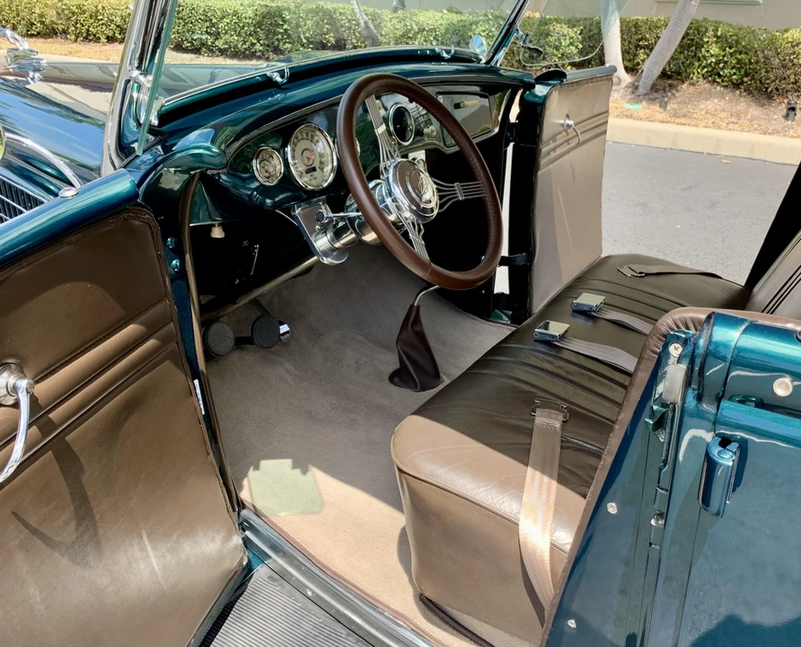 1935 Ford Model 48 & 68 - Image 30 of 31