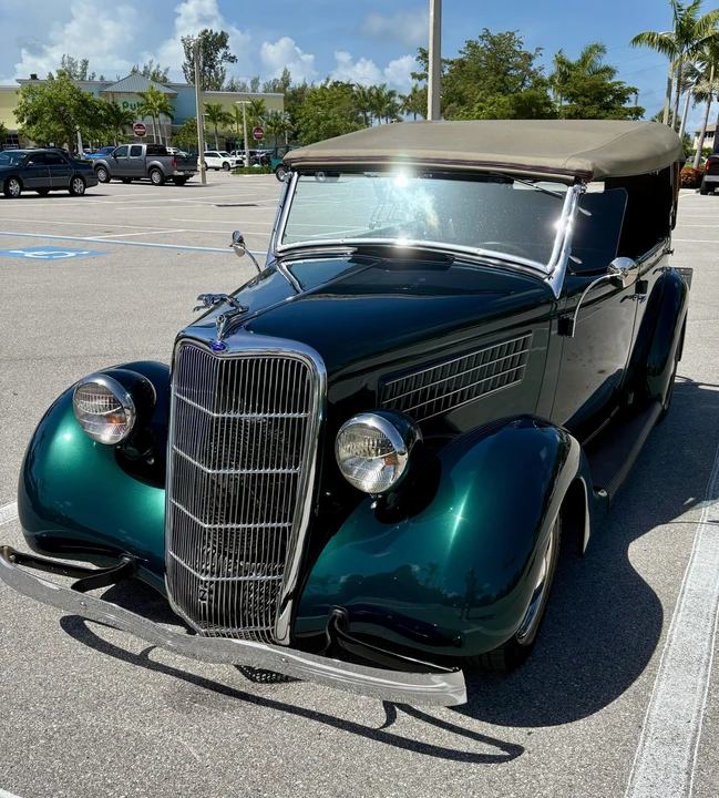 1935 Ford Model 48 & 68 - Image 7 of 31