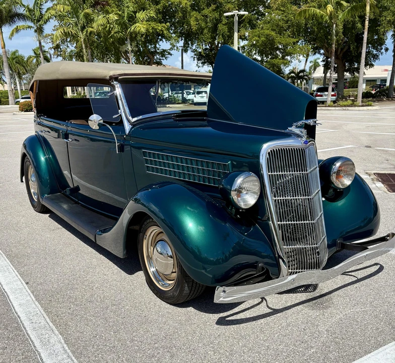 1935 Ford Model 48 & 68 - Image 5 of 31