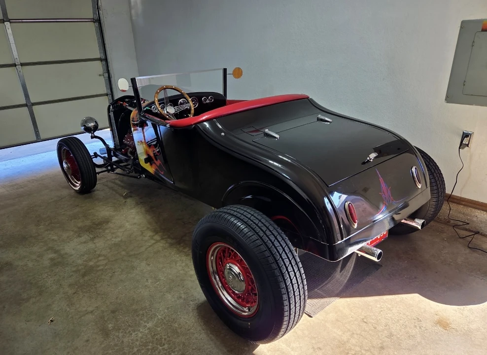 Ford Hot Rod - Image 16 of 31
