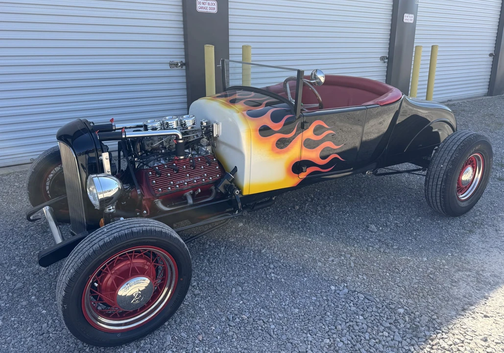 Ford Hot Rod - Image 24 of 31