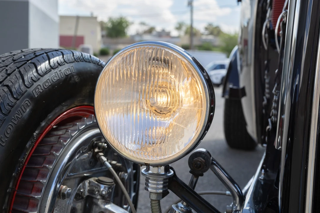 Ford Hot Rod - Image 16 of 31