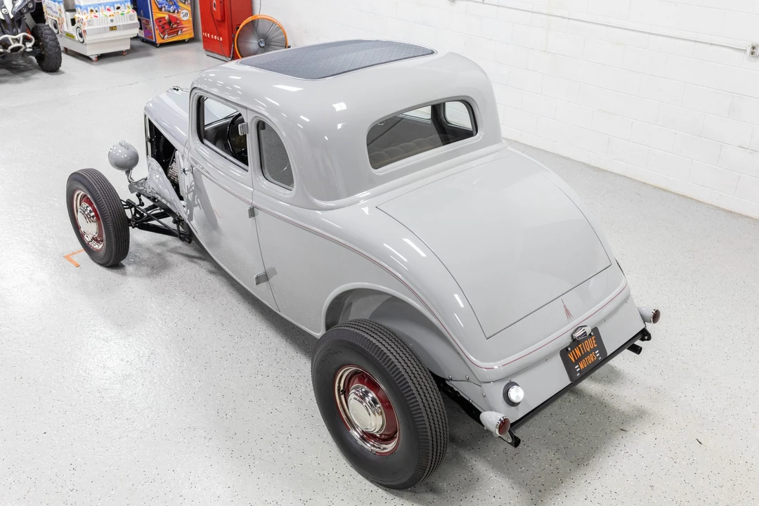 Ford Hot Rod - Image 10 of 31
