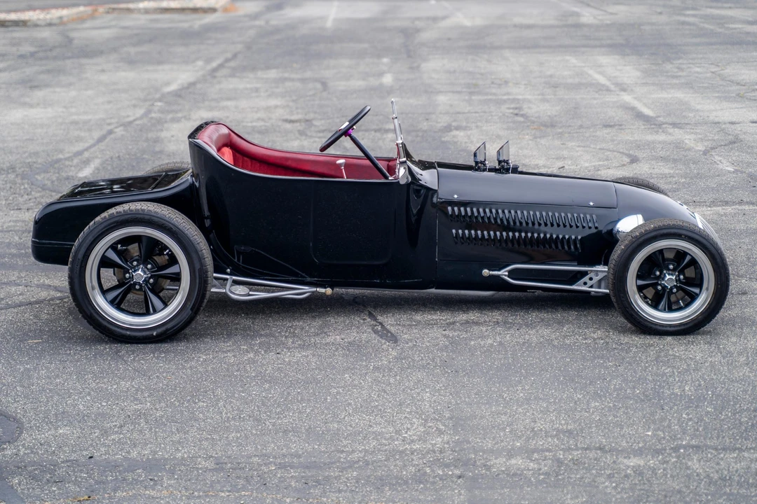 Ford Hot Rod - Image 6 of 31