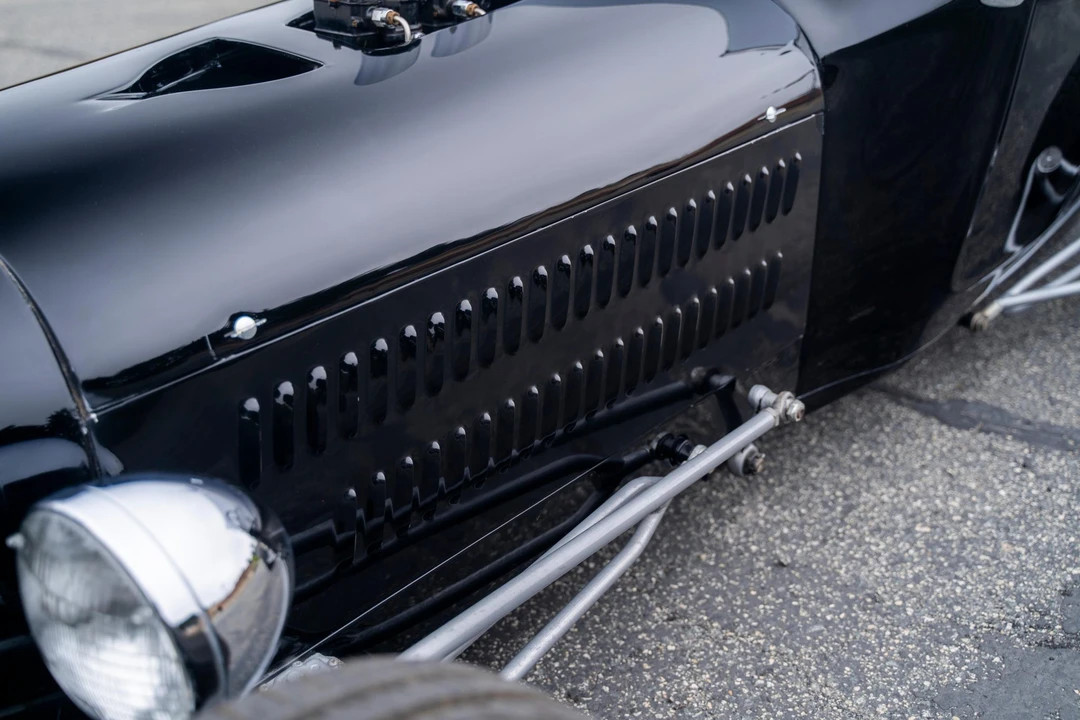 Ford Hot Rod - Image 17 of 31