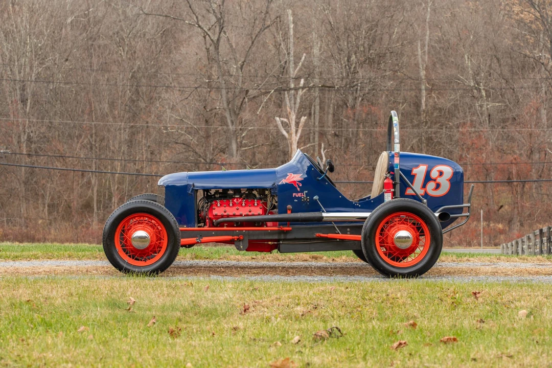 Ford Replica - Image 14 of 31