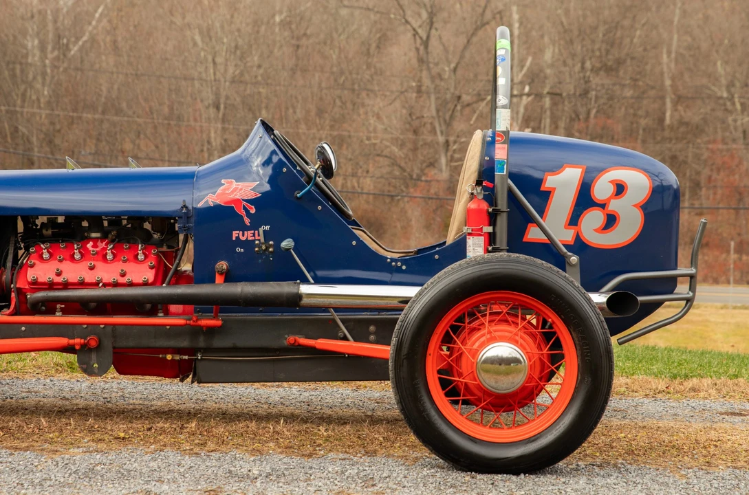 Ford Replica - Image 21 of 31