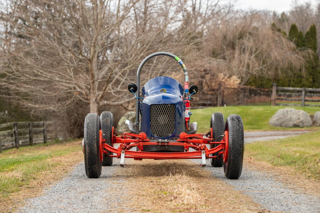 Ford Replica - Image 4 of 31