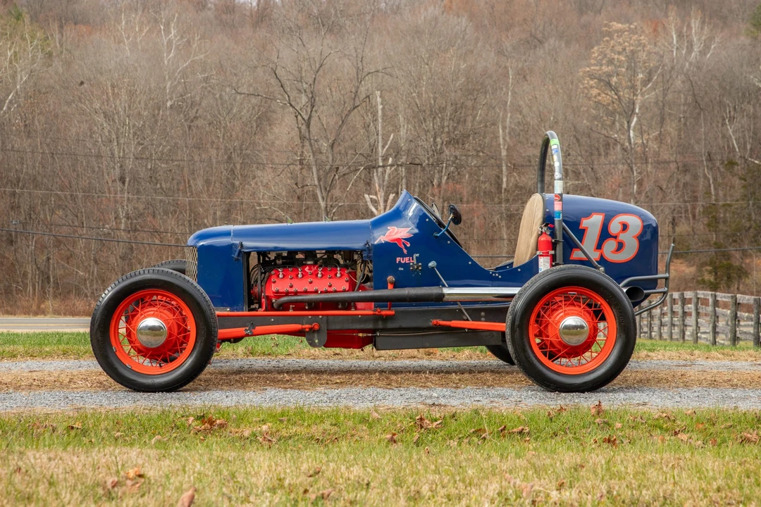 Ford Replica - Image 6 of 31