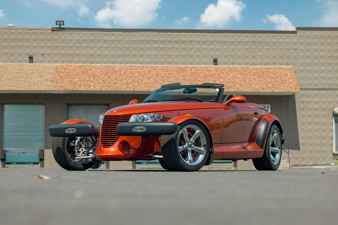2001 Plymouth Prowler - Image 3 of 31