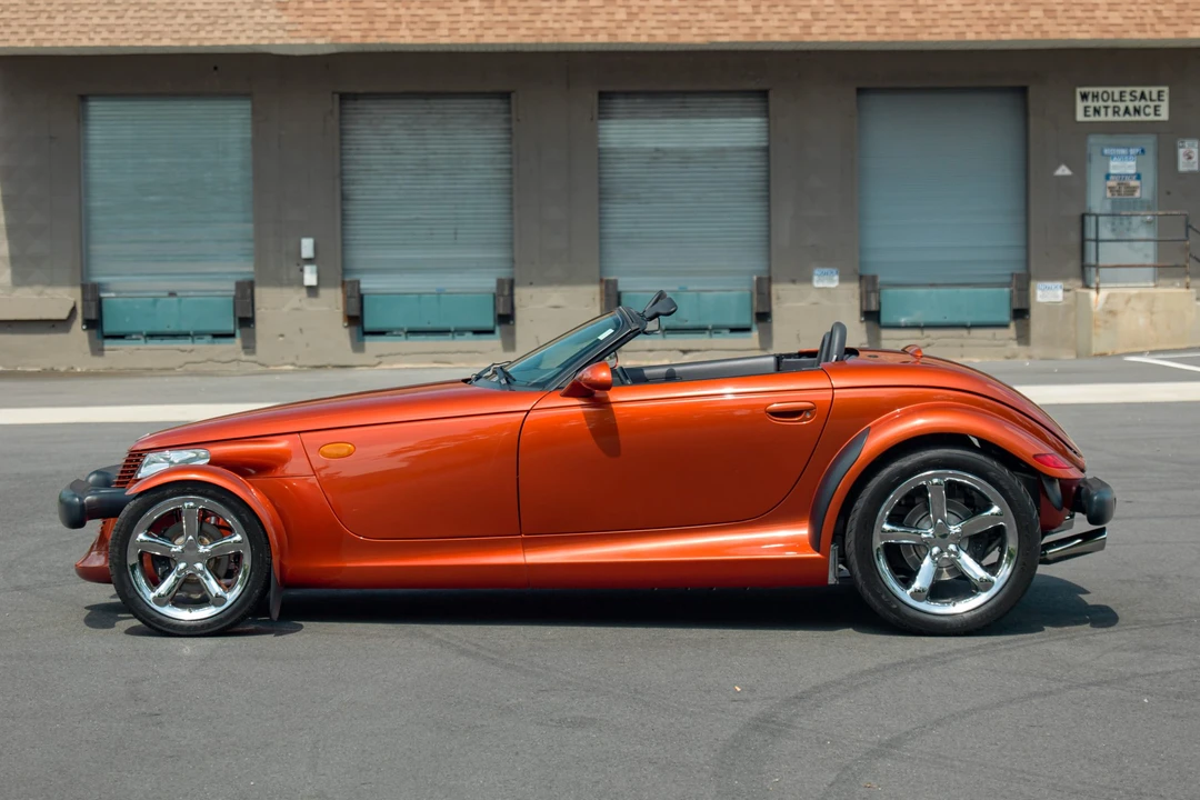 2001 Plymouth Prowler - Image 10 of 31