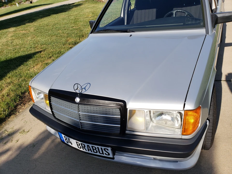 1984 Mercedes-Benz 190E - Image 2 of 31