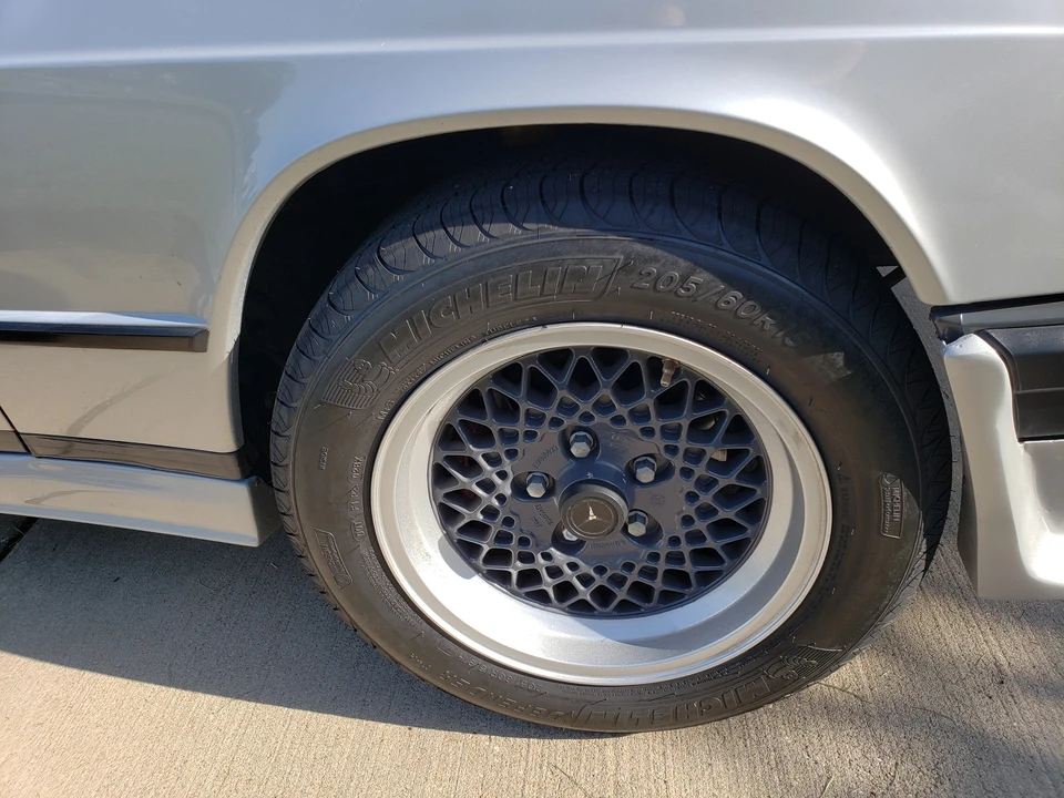 1984 Mercedes-Benz 190E - Image 15 of 31