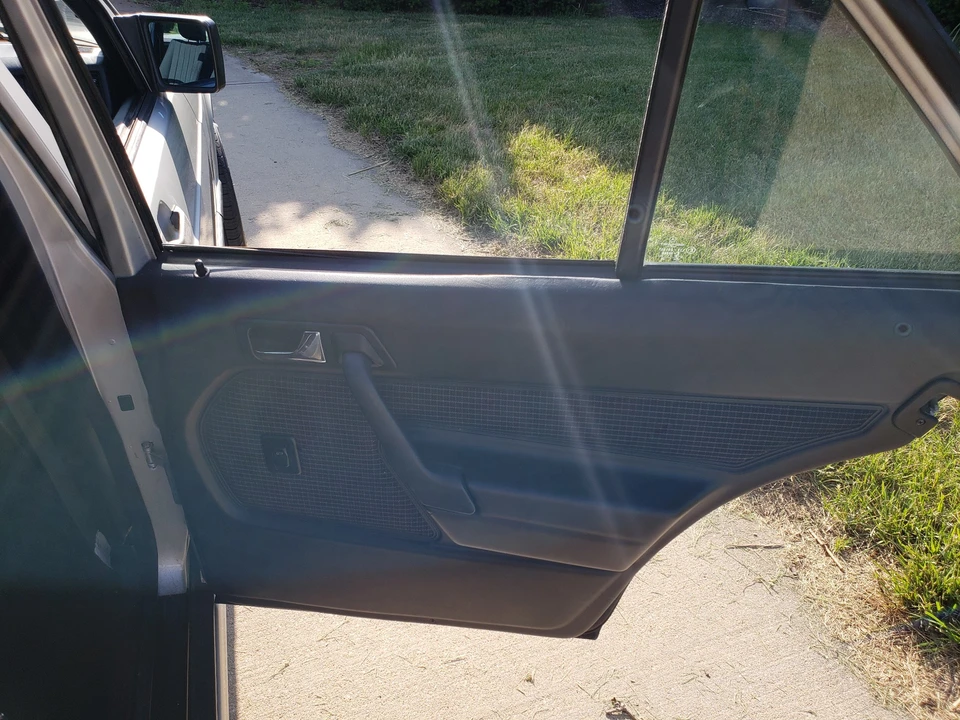 1984 Mercedes-Benz 190E - Image 23 of 31