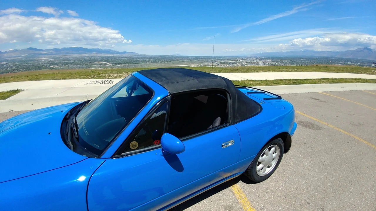 1990 Mazda NA MX-5 Miata - Image 4 of 31