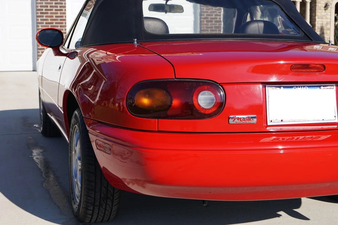 1994 Mazda NA MX-5 Miata - Image 13 of 31