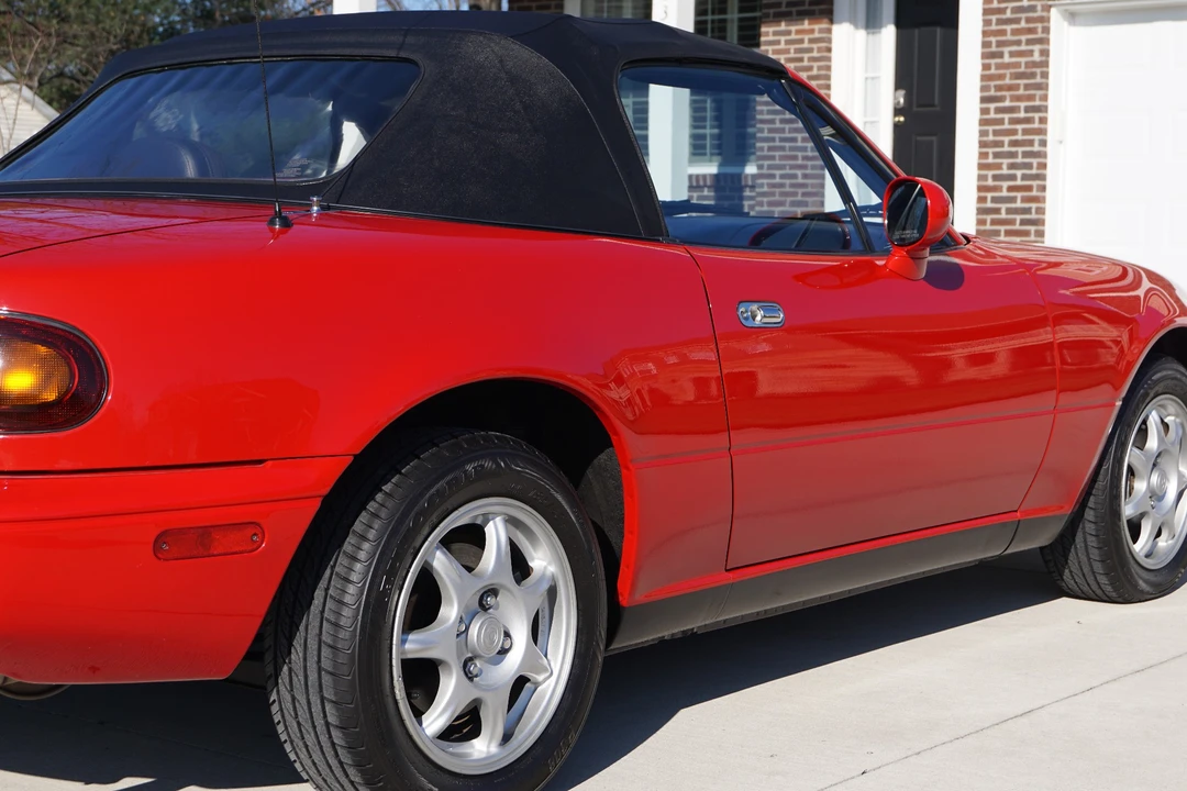 1994 Mazda NA MX-5 Miata - Image 11 of 31