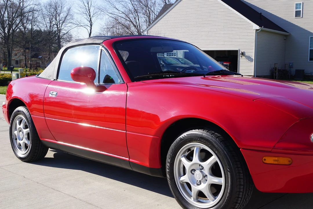 1994 Mazda NA MX-5 Miata - Image 9 of 31