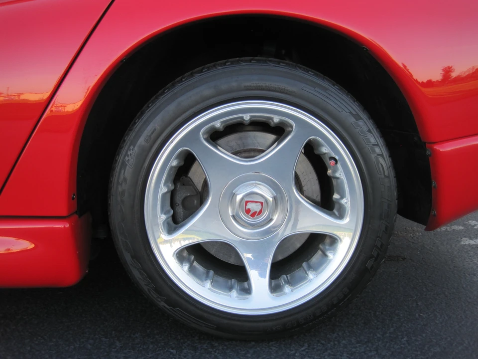 1997 Dodge Viper GTS 2nd Gen - Image 30 of 31