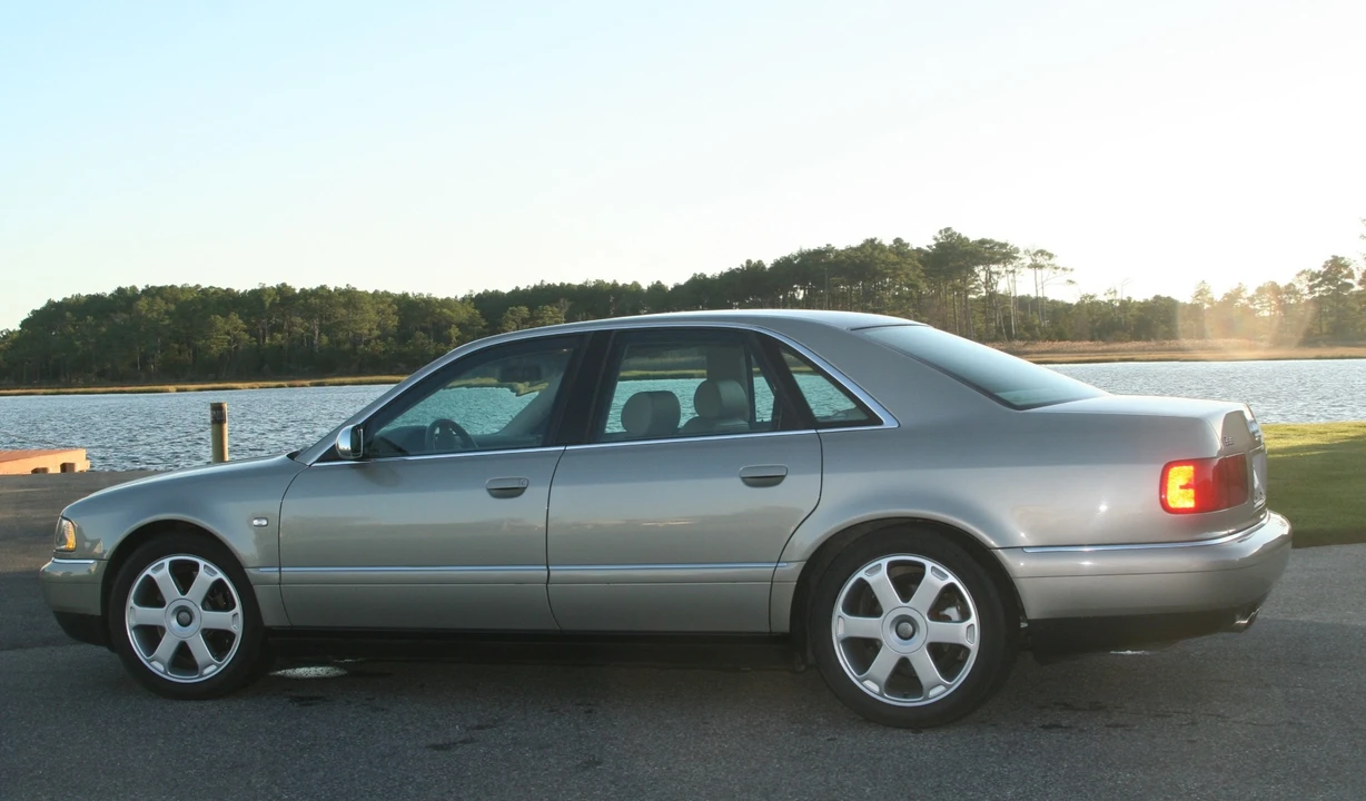 2002 Audi D2 S8 - Image 4 of 31