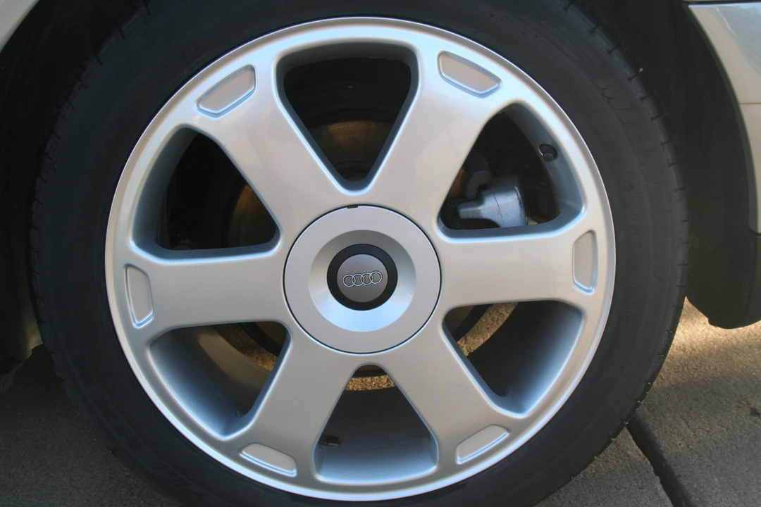 2002 Audi D2 S8 - Image 13 of 31