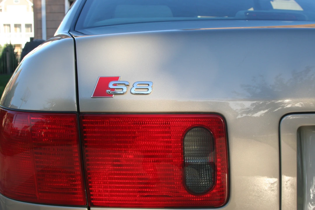 2002 Audi D2 S8 - Image 7 of 31