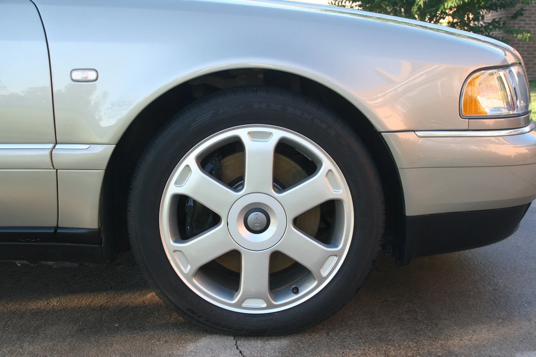2002 Audi D2 S8 - Image 10 of 31