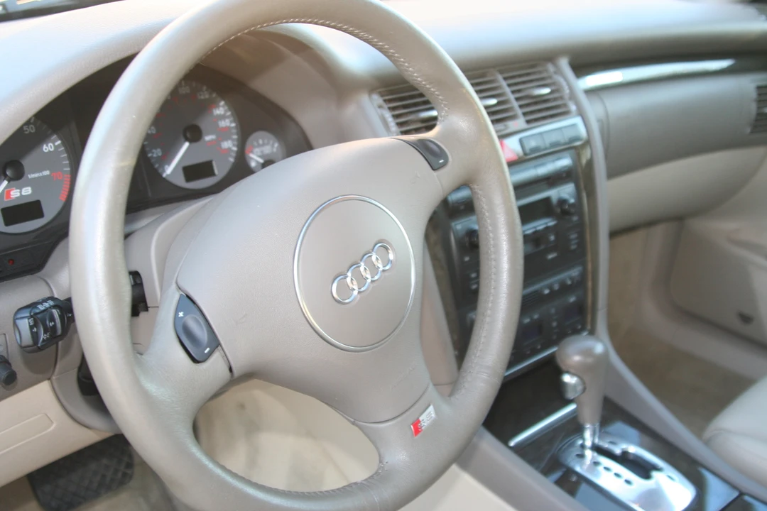 2002 Audi D2 S8 - Image 18 of 31