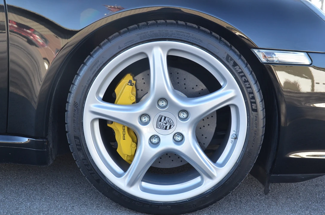 2005 Porsche 997 Carrera S - Image 16 of 31