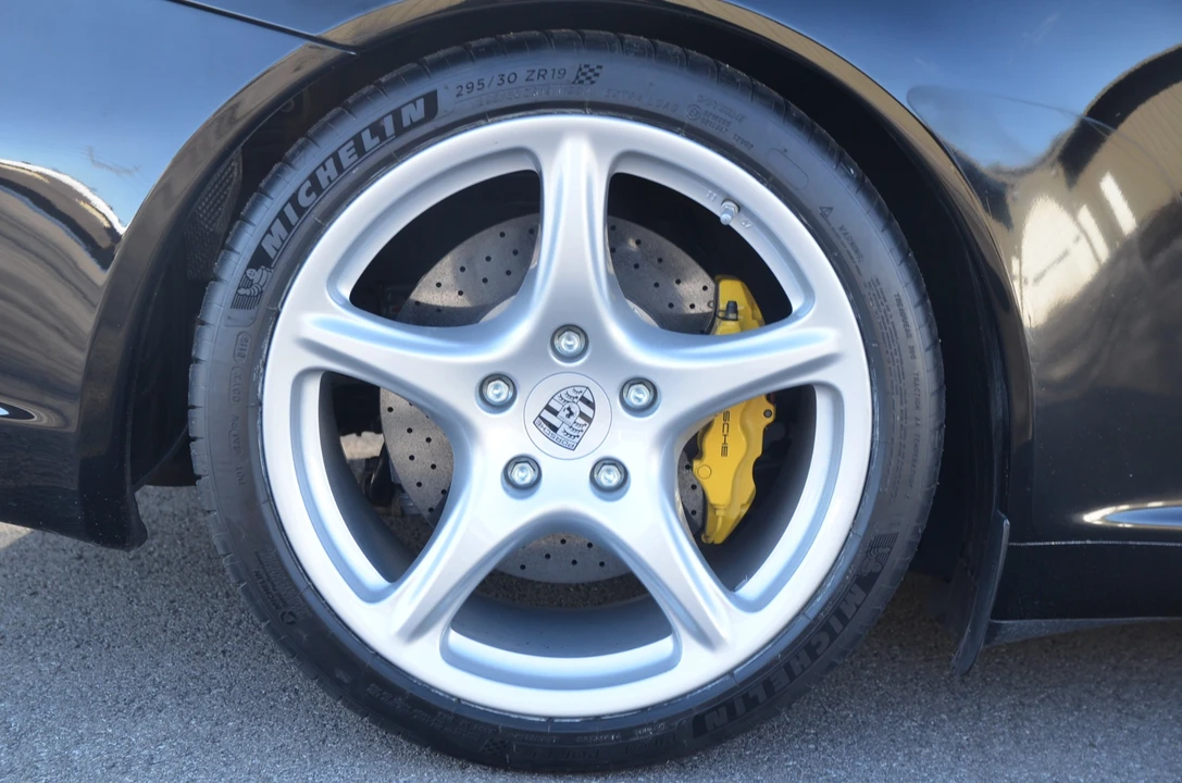 2005 Porsche 997 Carrera S - Image 17 of 31