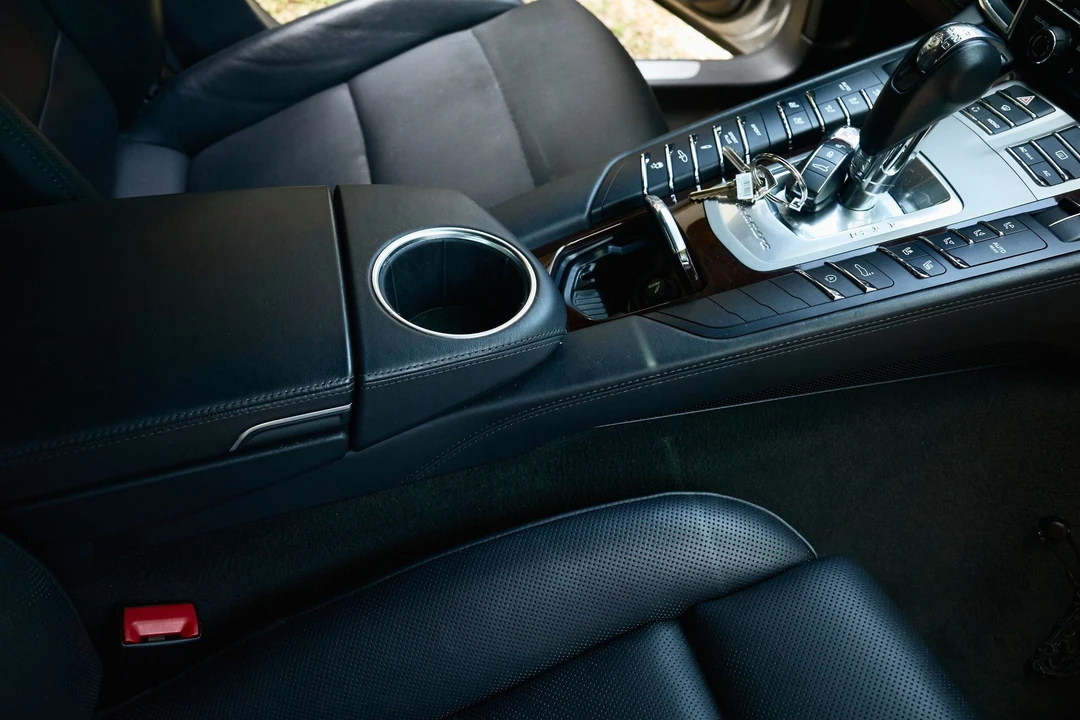 2010 Porsche 970 Panamera 4S - Image 6 of 7