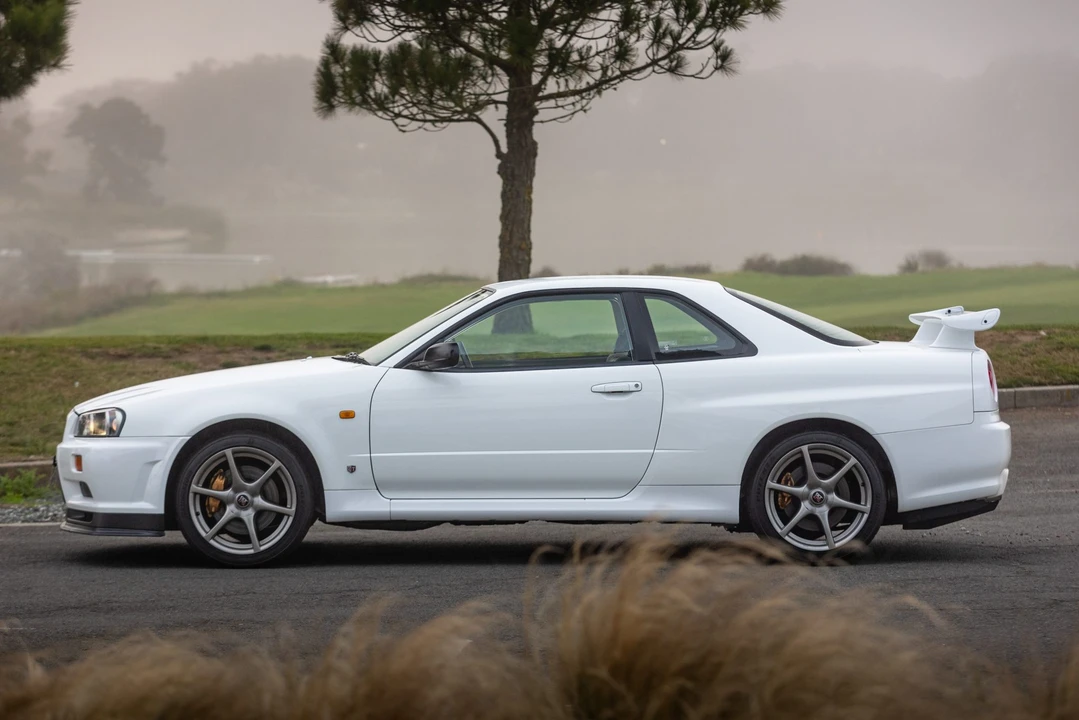1999 Nissan R34 Skyline GT-R 10th Gen - Image 12 of 31