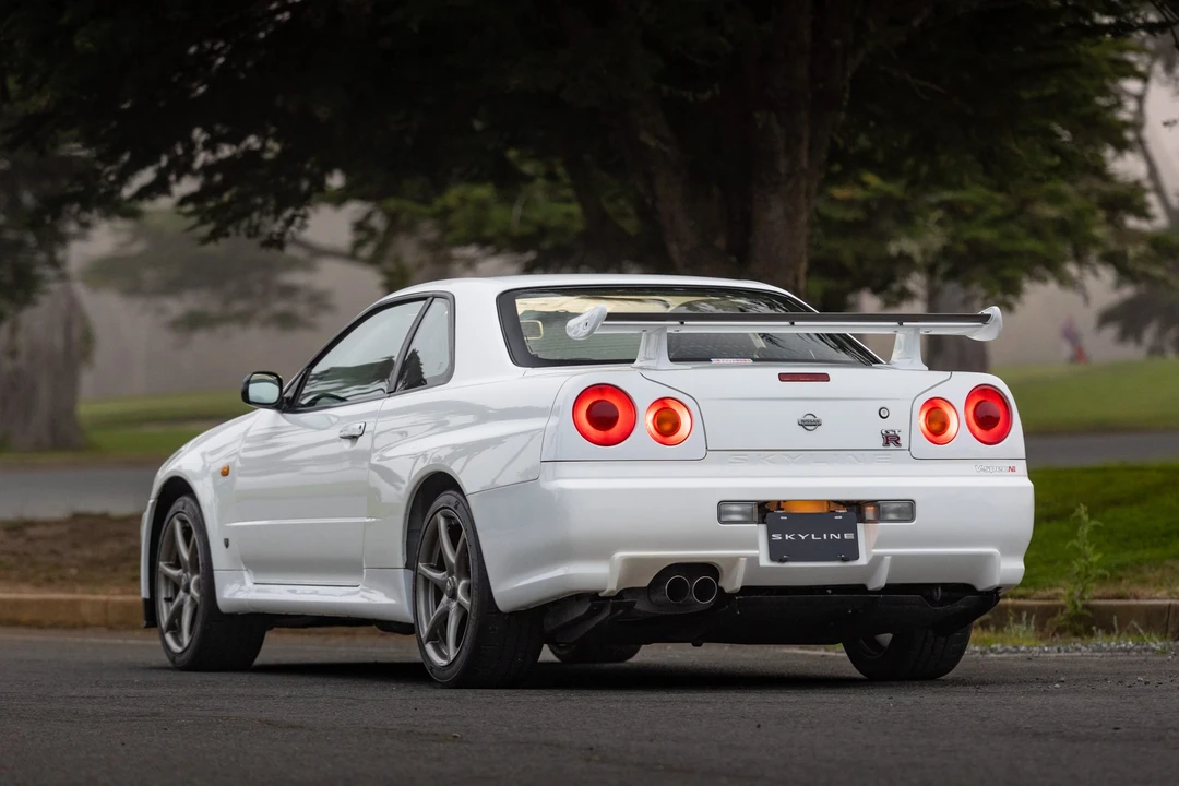 1999 Nissan R34 Skyline GT-R 10th Gen - Image 17 of 31