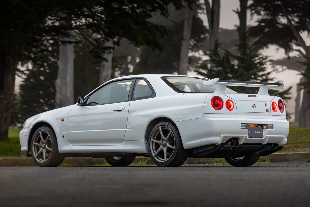 1999 Nissan R34 Skyline GT-R 10th Gen - Image 14 of 31