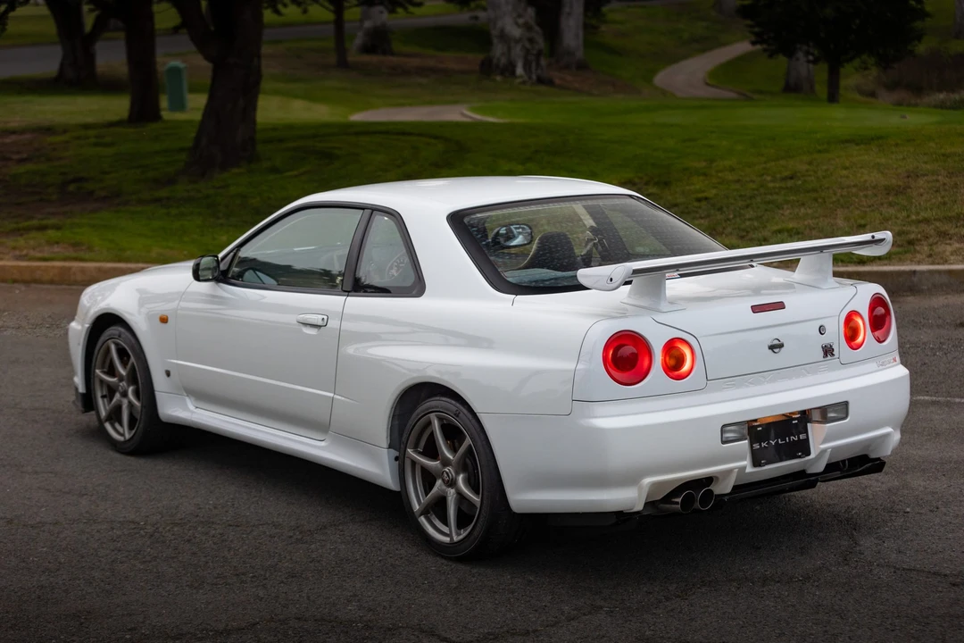 1999 Nissan R34 Skyline GT-R 10th Gen - Image 16 of 31