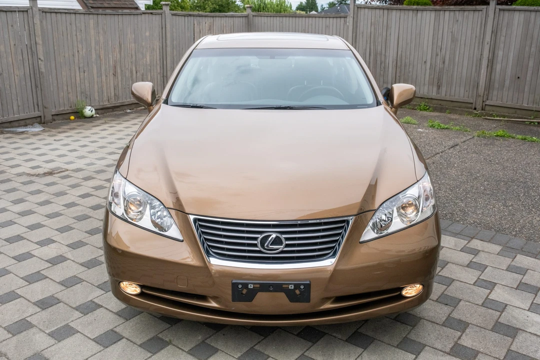 2007 Lexus ES 5th Gen - Image 10 of 31