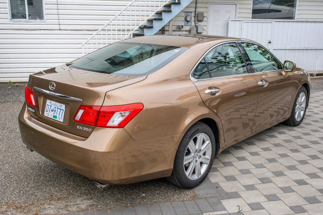 2007 Lexus ES 5th Gen - Image 15 of 31