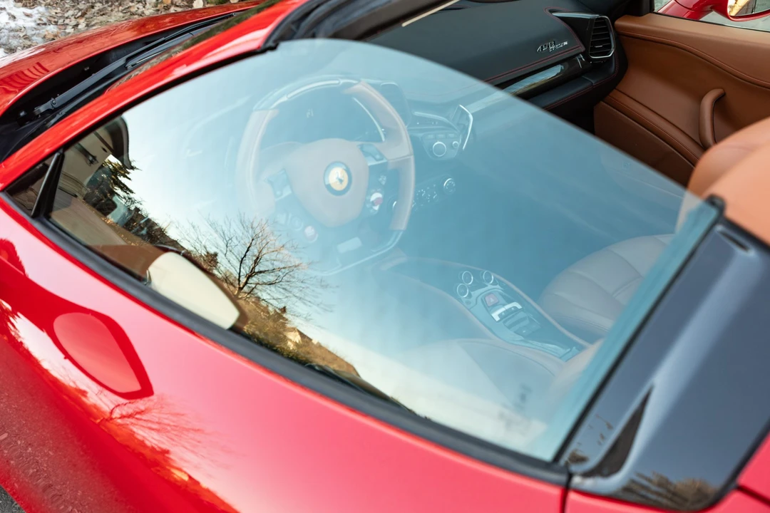 2013 Ferrari 458 Spider - Image 24 of 31