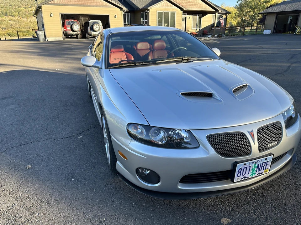 2005 Pontiac GTO 4th Gen - Image 12 of 31