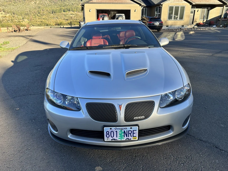 2005 Pontiac GTO 4th Gen - Image 15 of 31