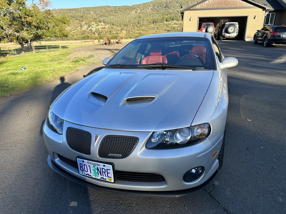 2005 Pontiac GTO 4th Gen - Image 16 of 31