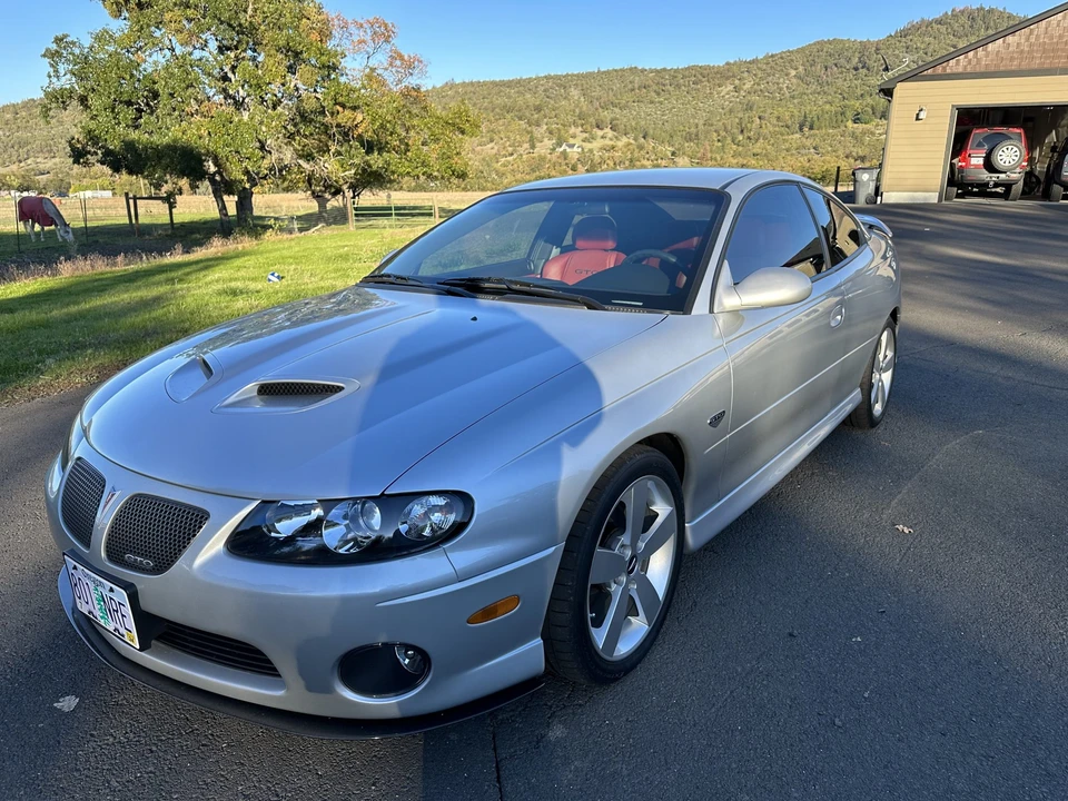 2005 Pontiac GTO 4th Gen - Image 2 of 31
