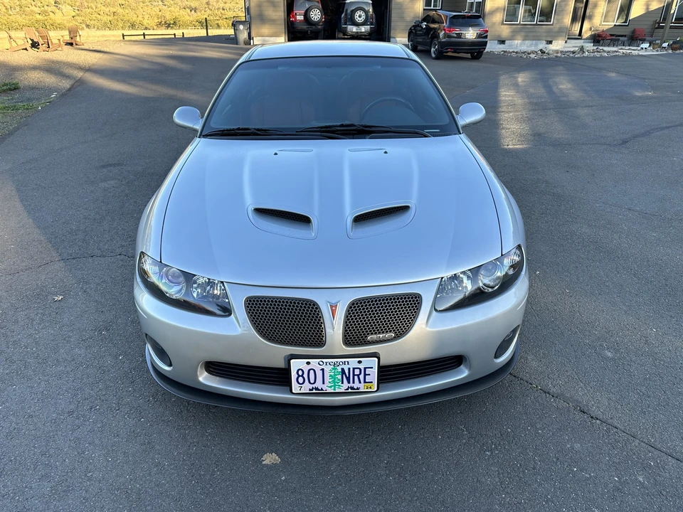 2005 Pontiac GTO 4th Gen - Image 13 of 31